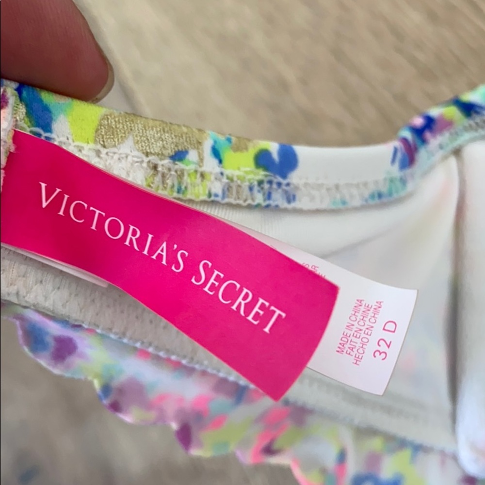 Victoria Secret Bikini Top💜 - Picture 4 of 4